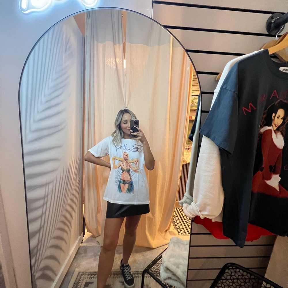 Britney Spears Slave 4 U Merch Tee - Picture 8 of 9